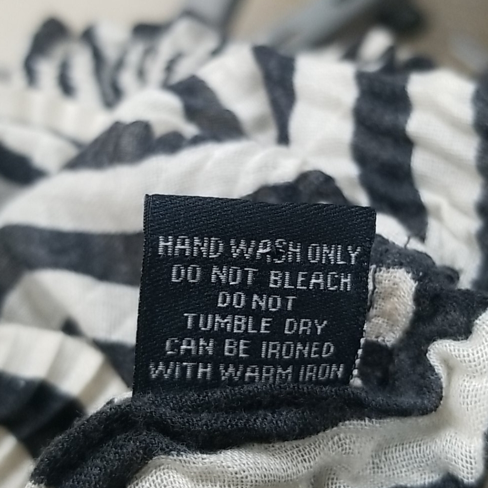 Scarf - Picture 5 of 5